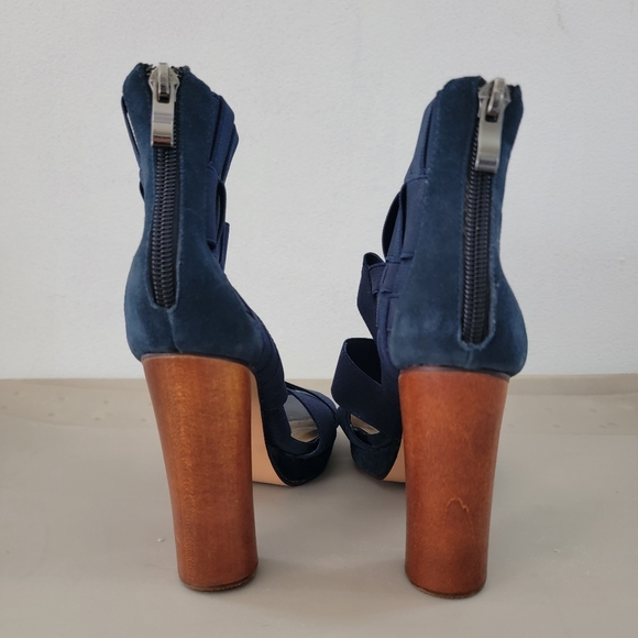 High heels - Picture 5 of 10